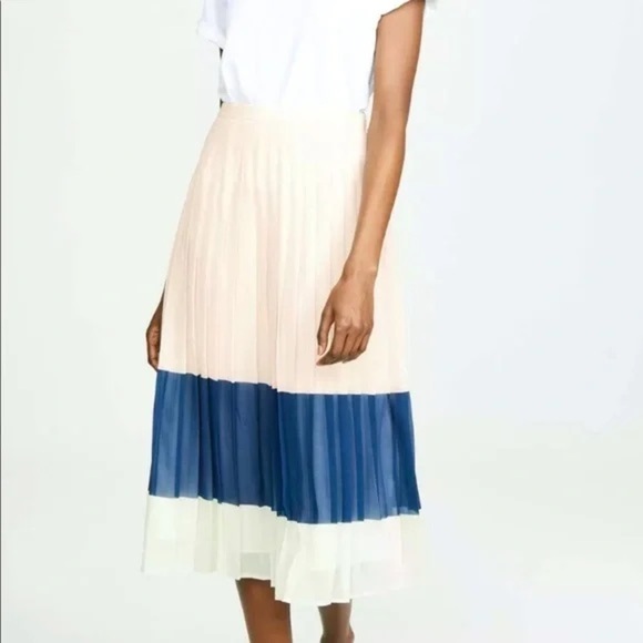 Club Monaco Cream and Blue Pleated Midi Skirt - Picture 1 of 7